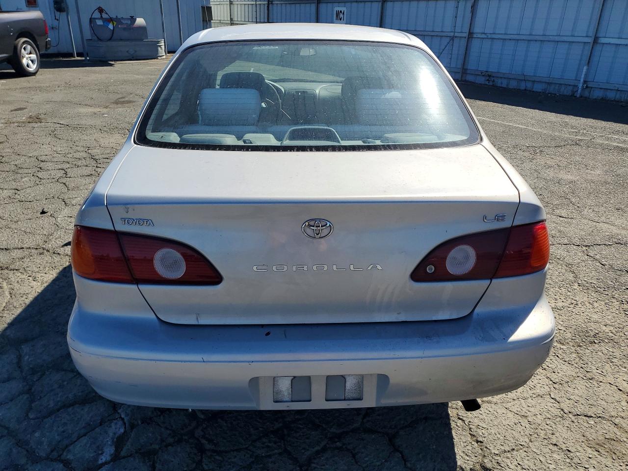 2002 TOYOTA COROLLA