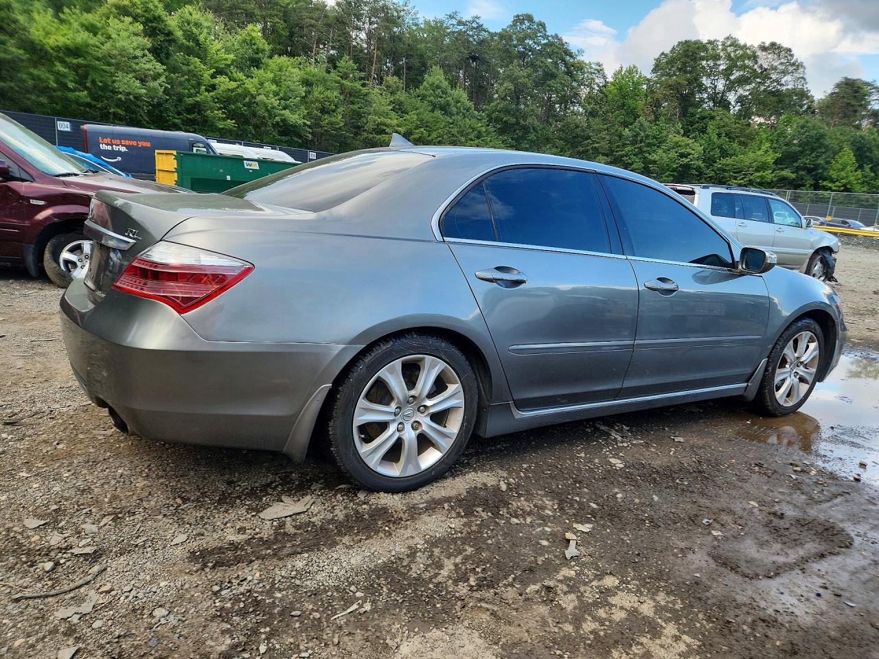 2010 ACURA RL