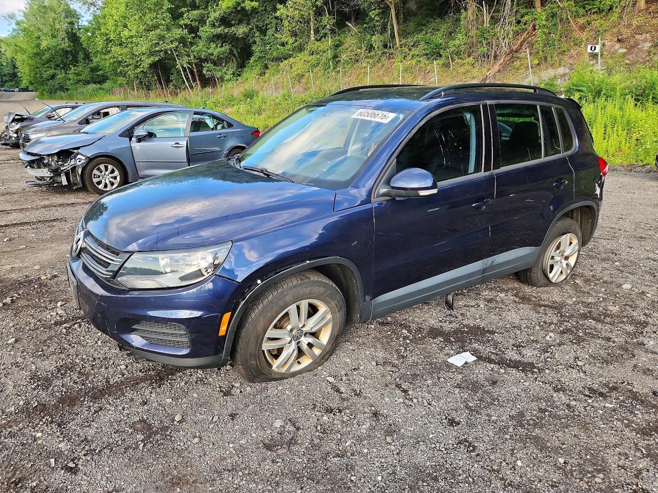 2016 VOLKSWAGEN TIGUAN