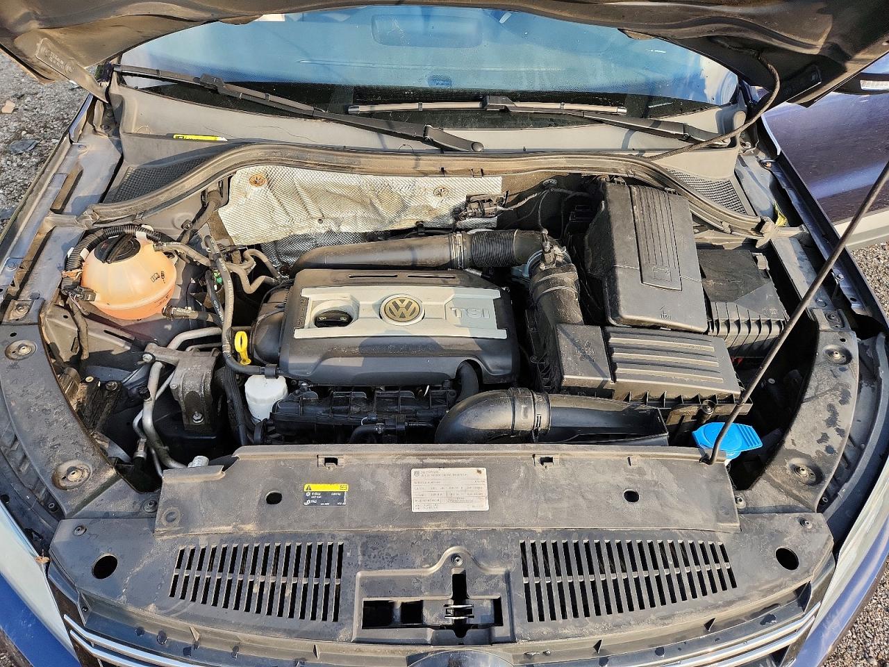 2016 VOLKSWAGEN TIGUAN