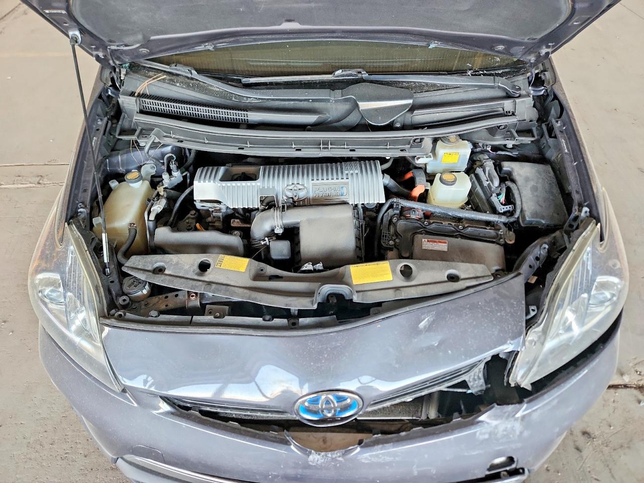 2012 TOYOTA PRIUS