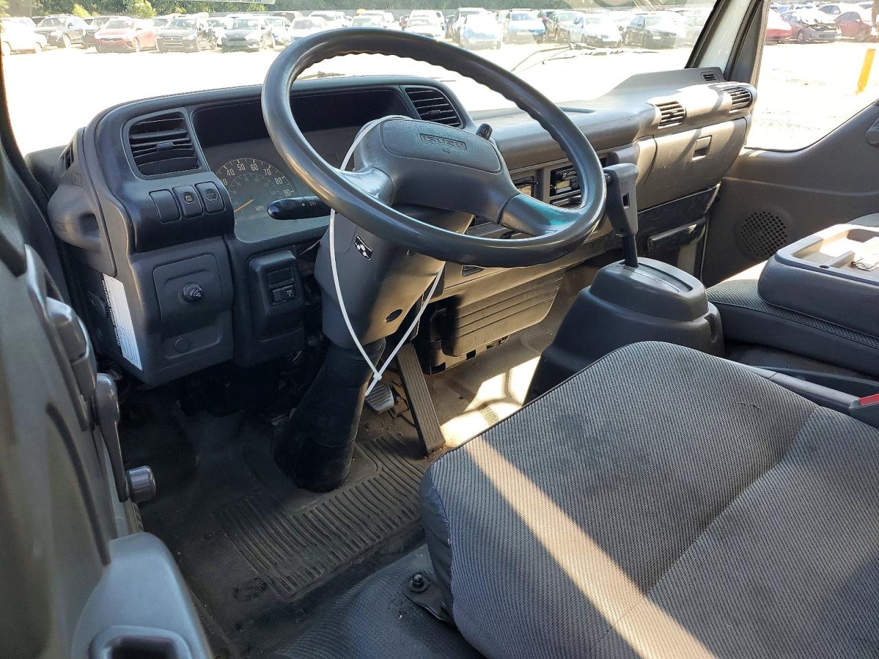 1999 ISUZU NPR