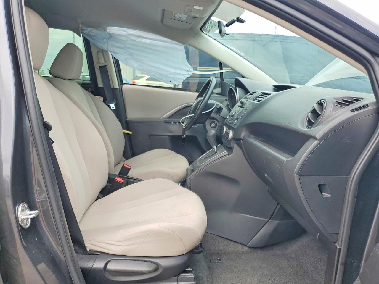 2013 MAZDA 5