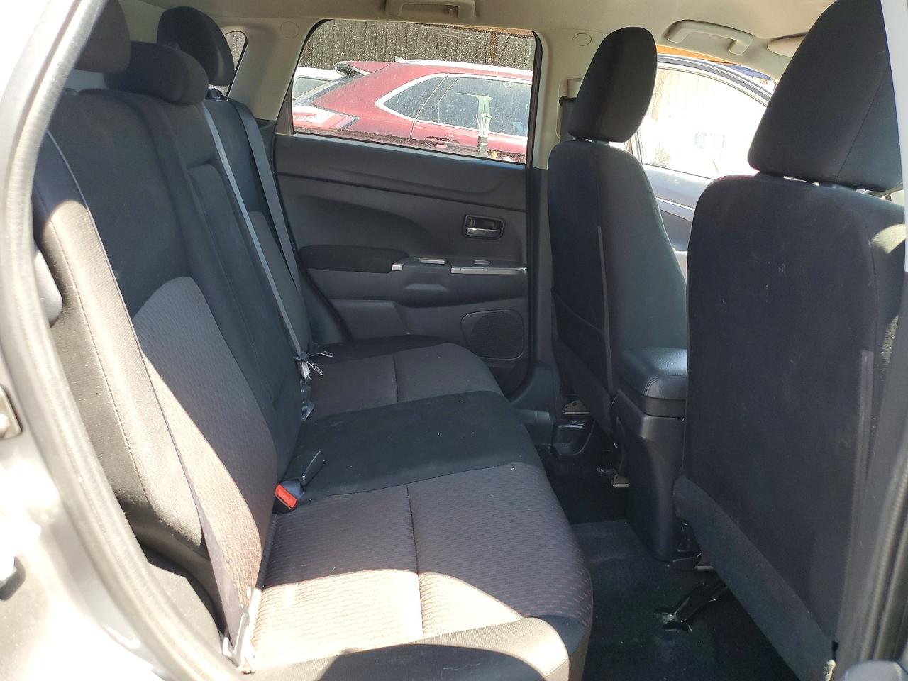 2019 MITSUBISHI OUTLANDER