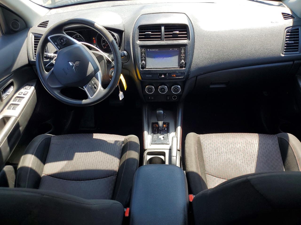 2019 MITSUBISHI OUTLANDER