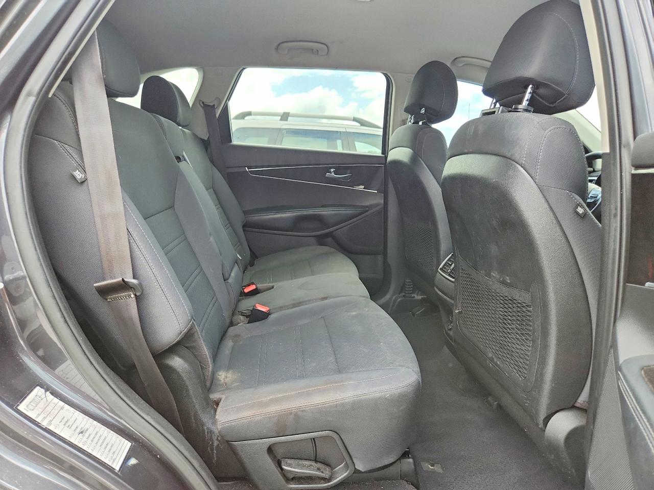 2017 KIA SORENTO