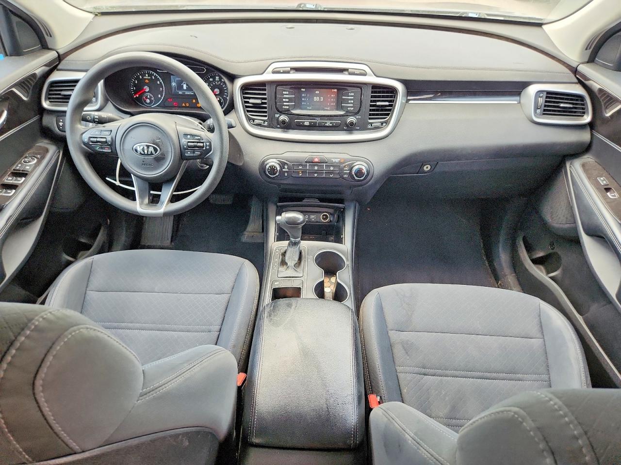 2017 KIA SORENTO