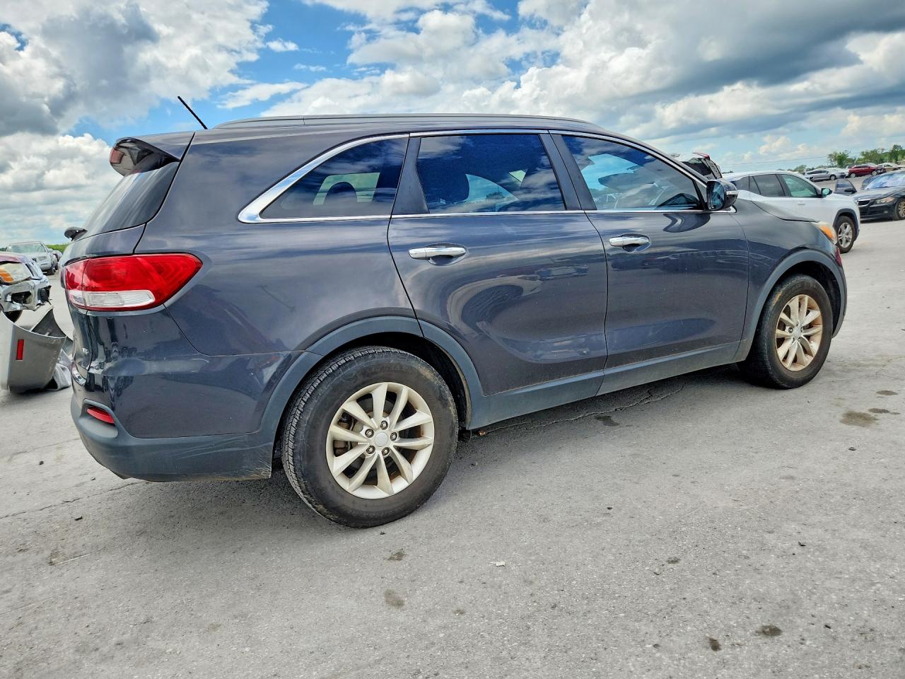2017 KIA SORENTO