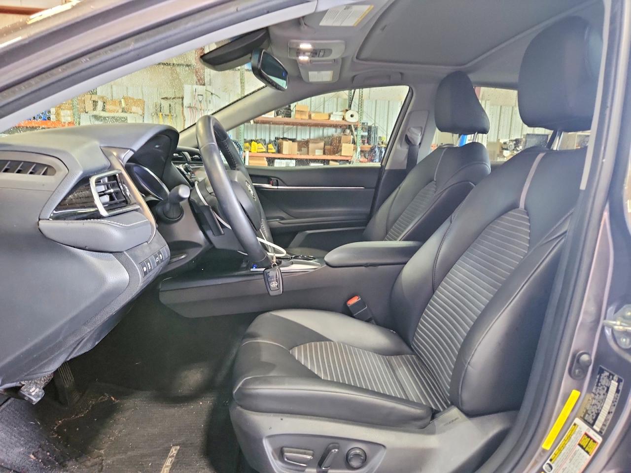 2018 TOYOTA CAMRY