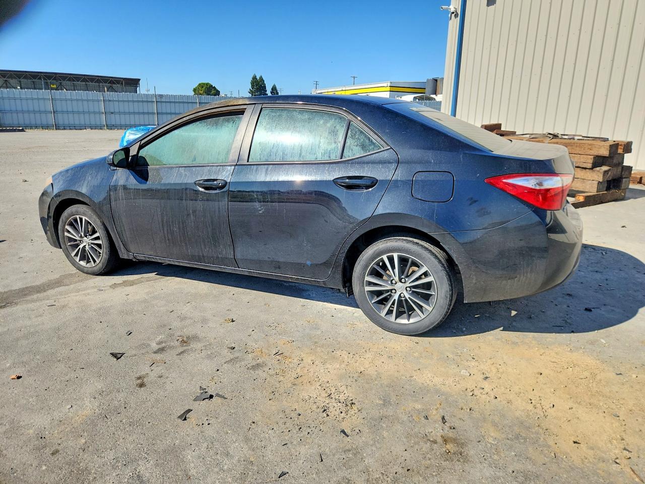 2016 TOYOTA COROLLA