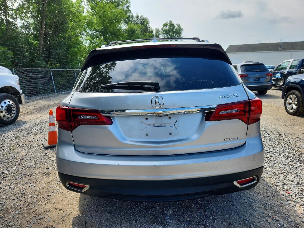 2015 ACURA MDX