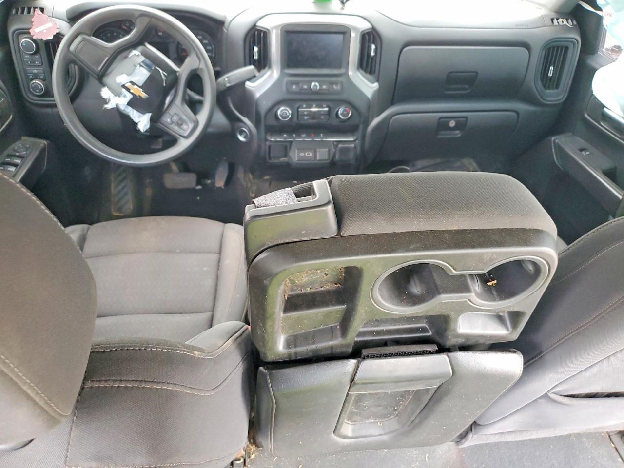 2024 CHEVROLET SILVERADO