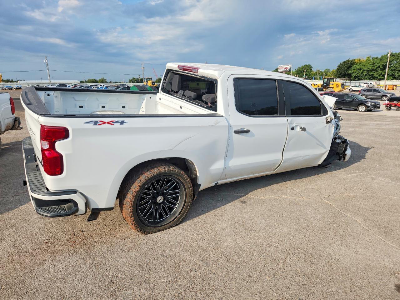 2024 CHEVROLET SILVERADO