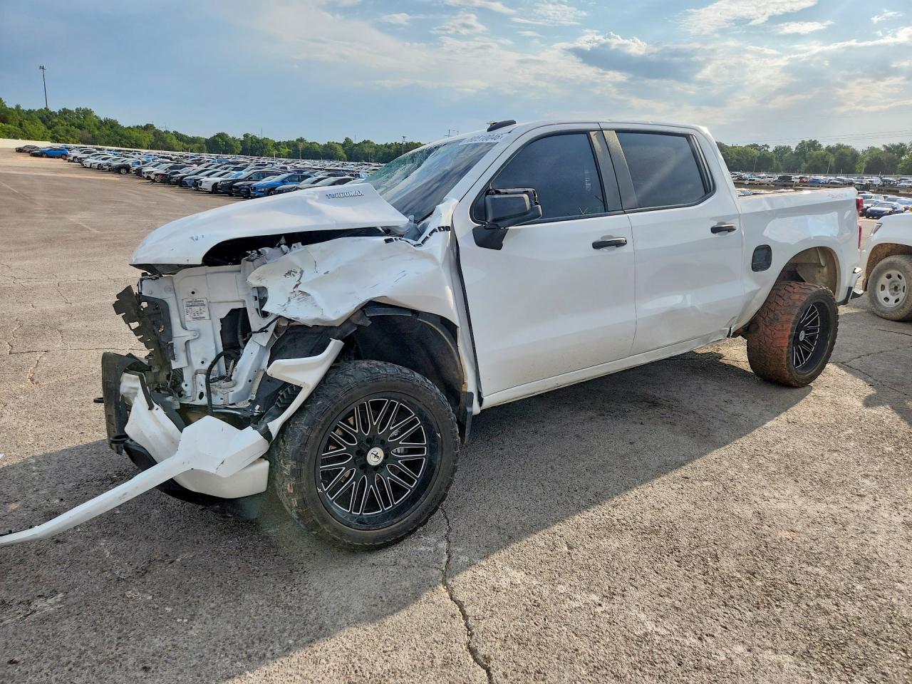 2024 CHEVROLET SILVERADO