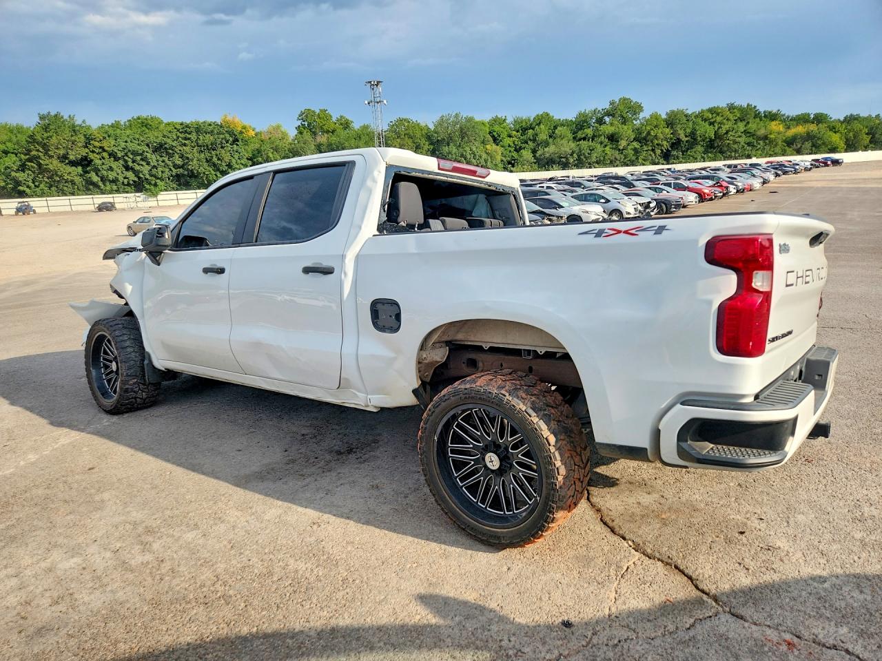 2024 CHEVROLET SILVERADO
