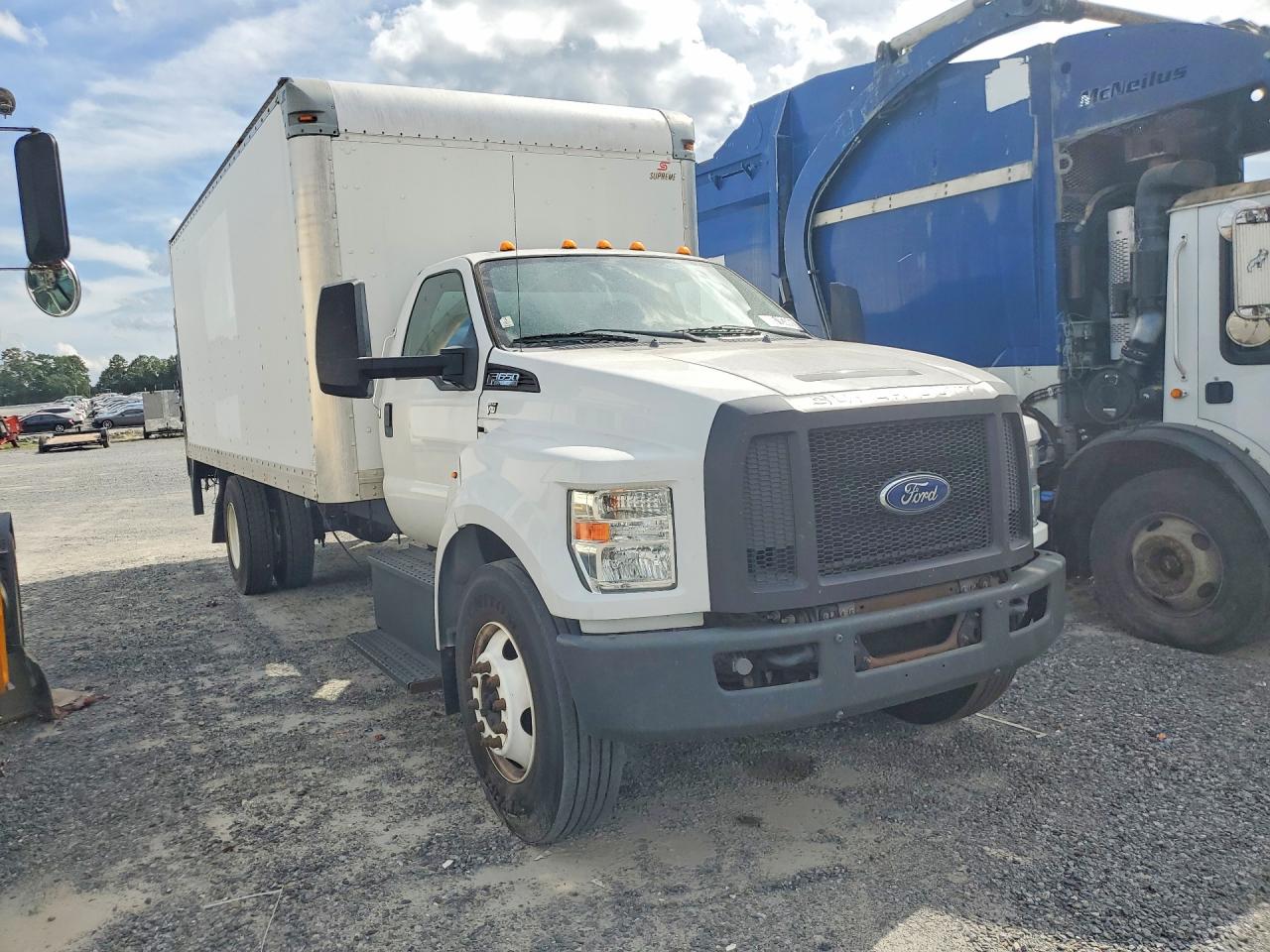 2017 FORD F650
