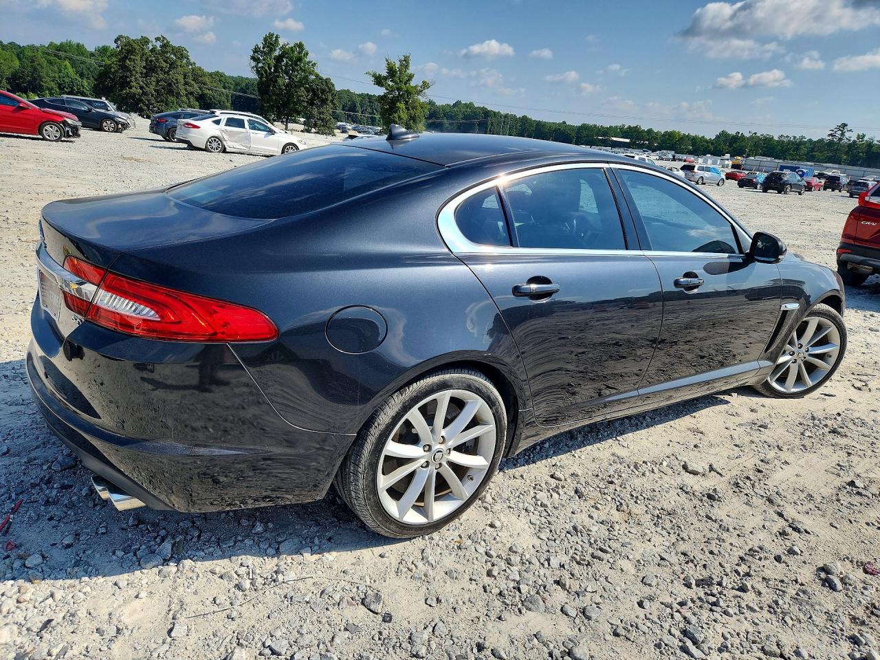 2015 JAGUAR XF