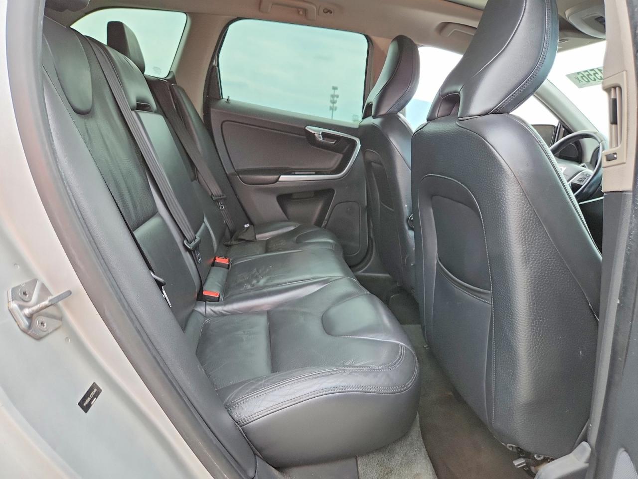 2014 VOLVO XC60