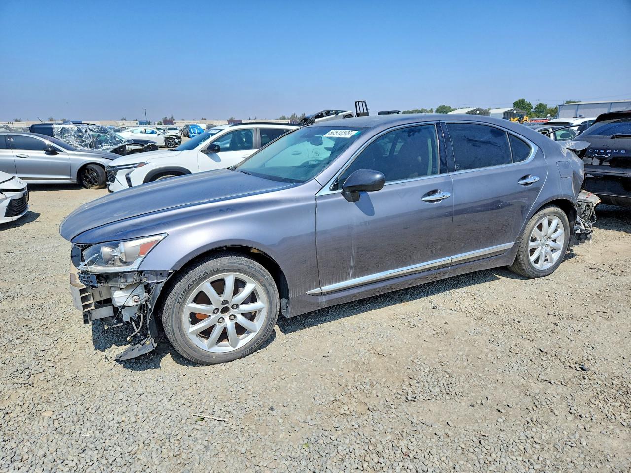 2013 LEXUS LS460