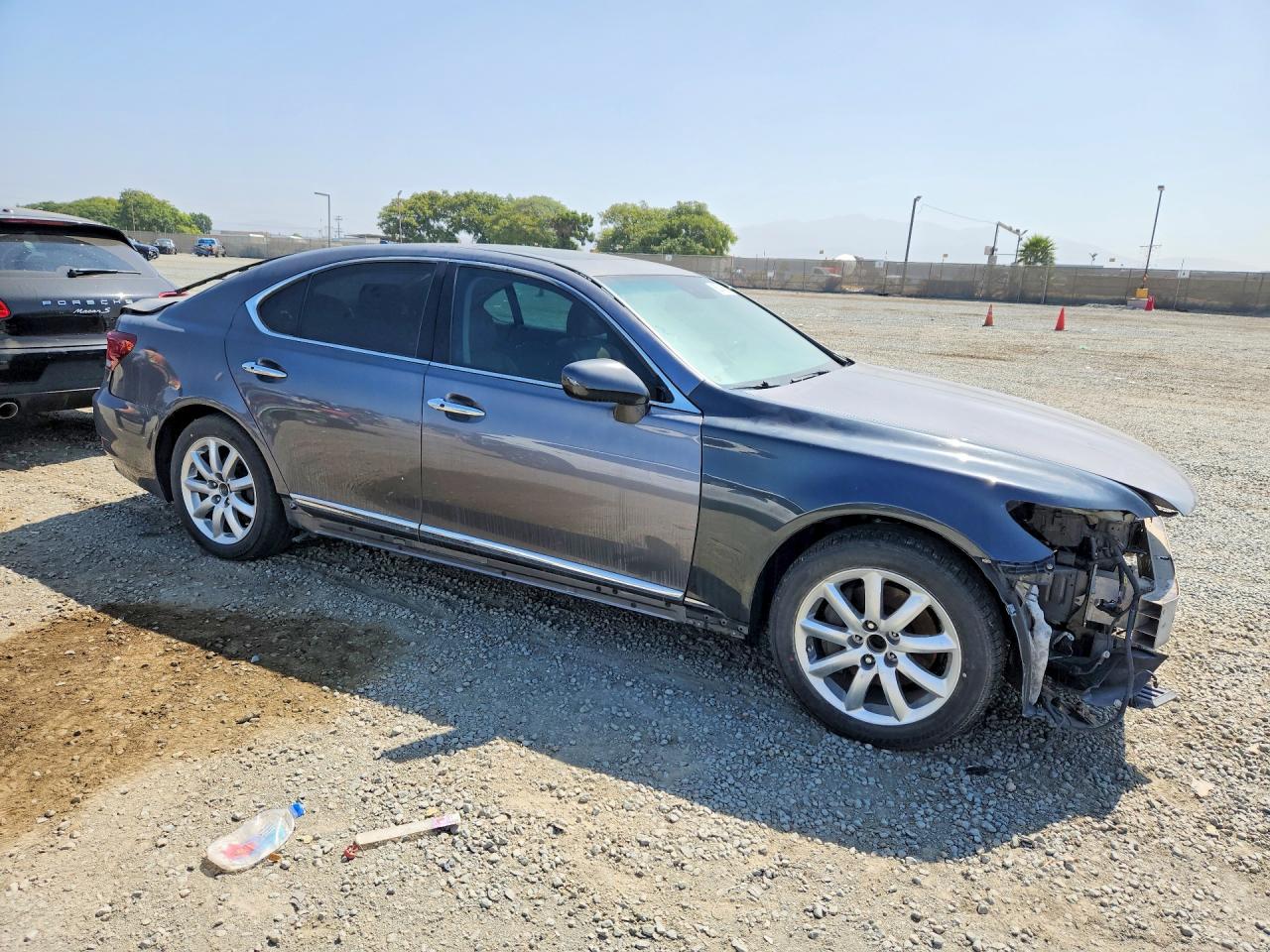 2013 LEXUS LS460