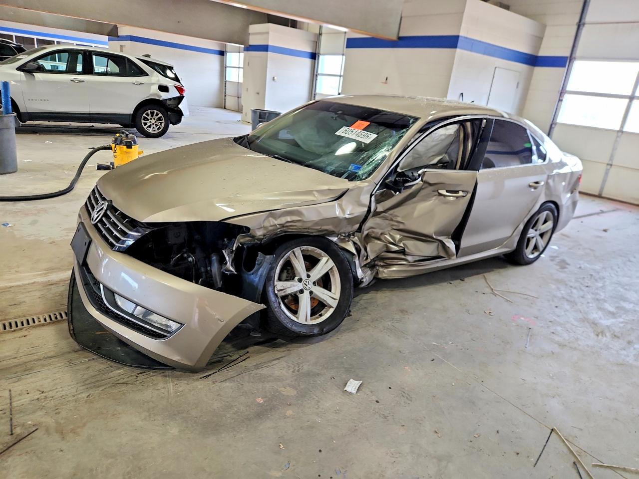 2015 VOLKSWAGEN PASSAT