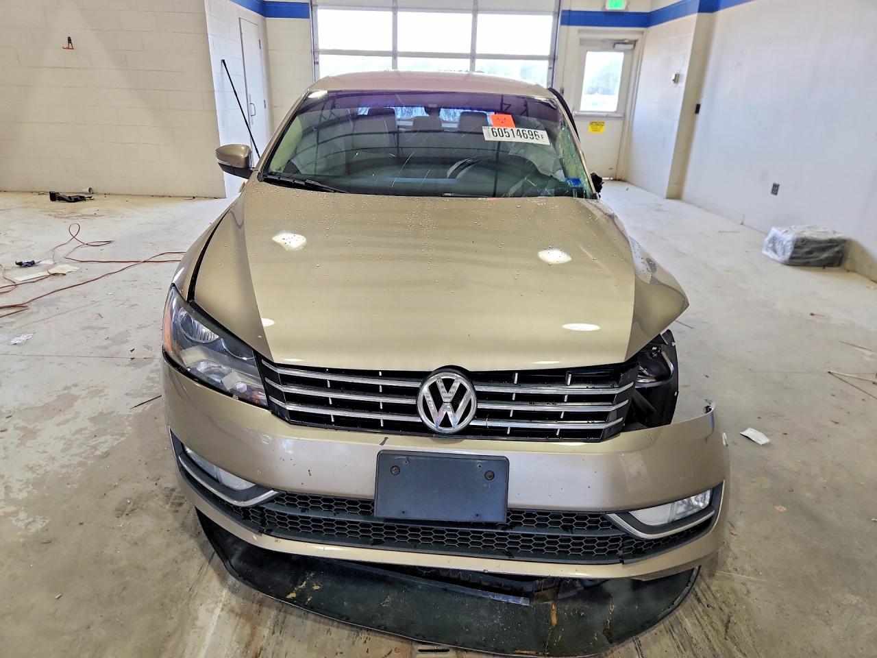 2015 VOLKSWAGEN PASSAT