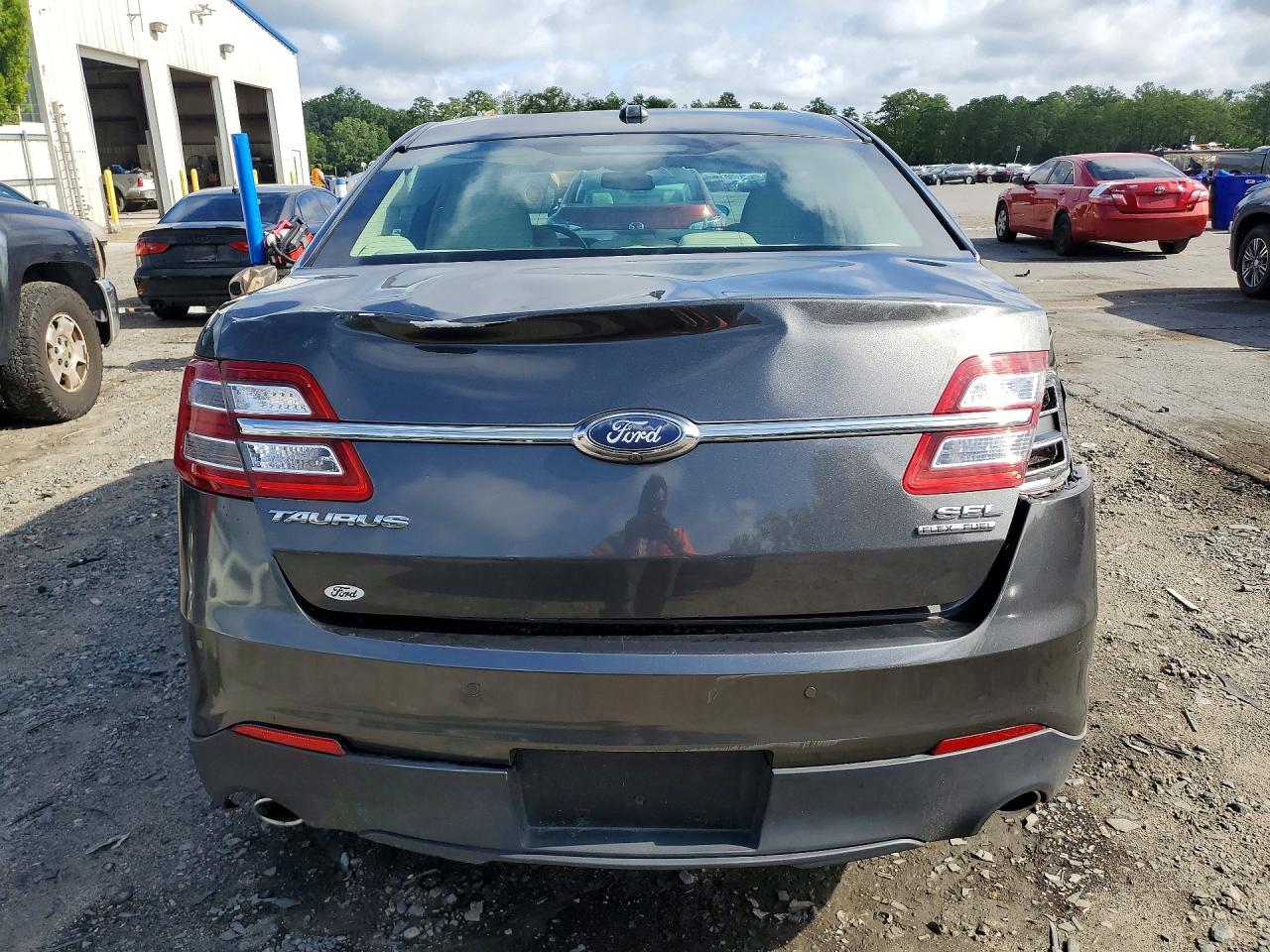 2018 FORD TAURUS