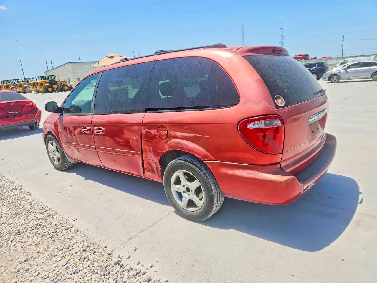 2004 CHRYSLER MINIVAN