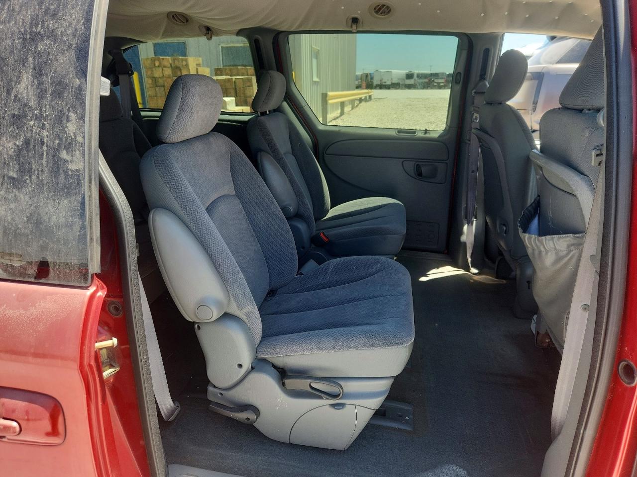 2004 CHRYSLER MINIVAN