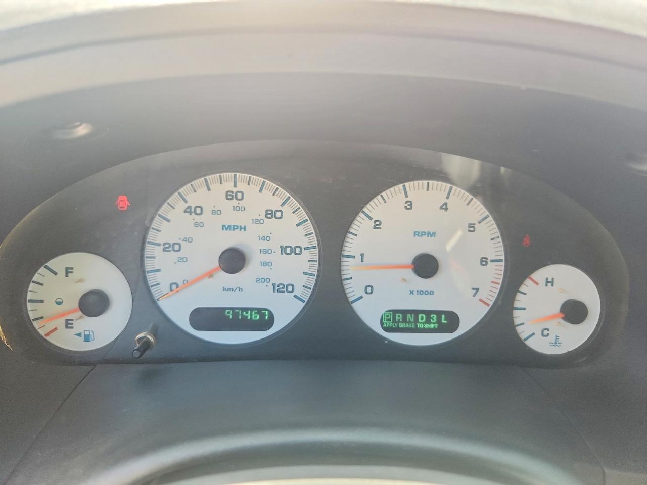 2004 CHRYSLER MINIVAN