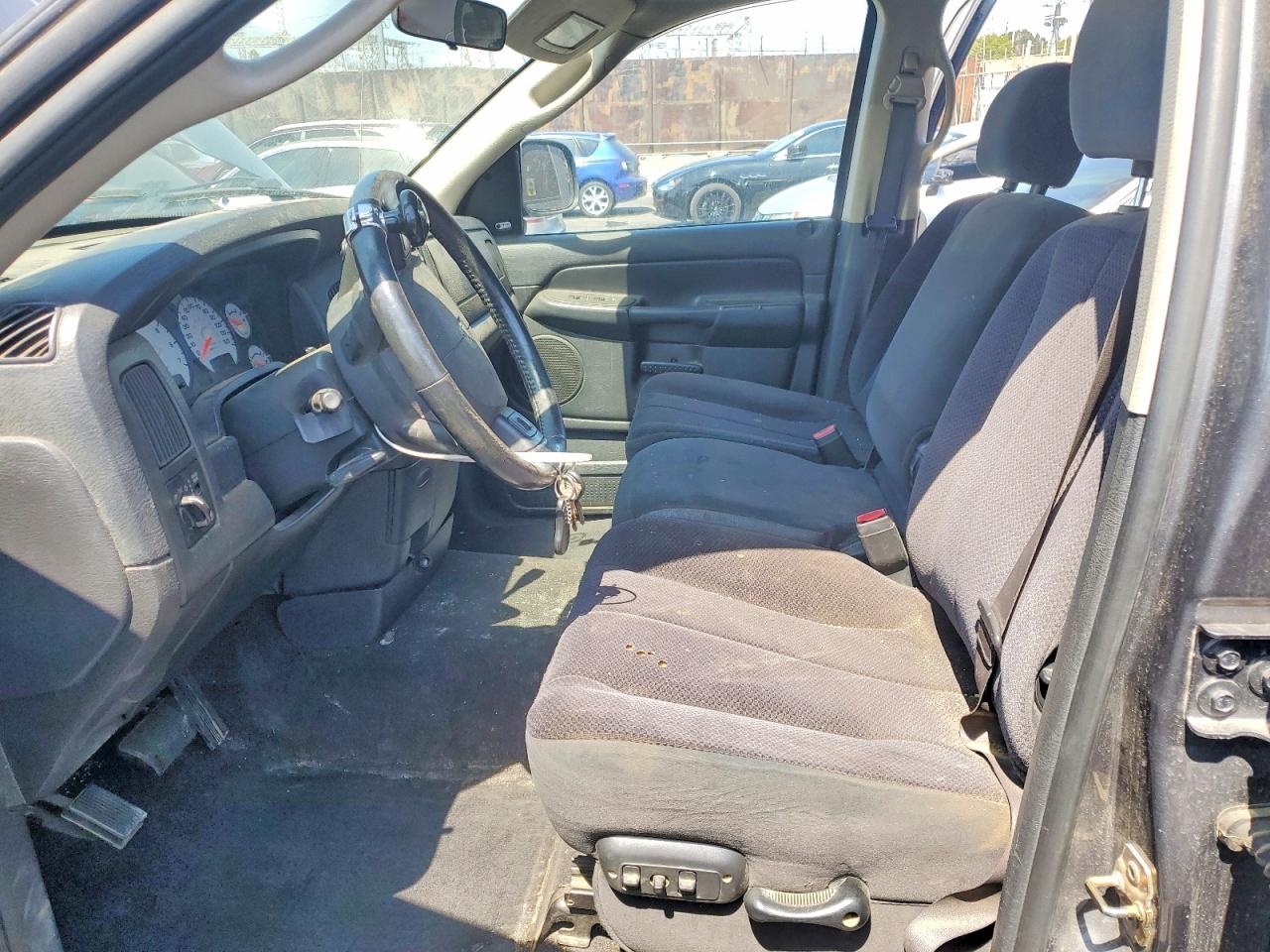 2004 DODGE RAM 1500