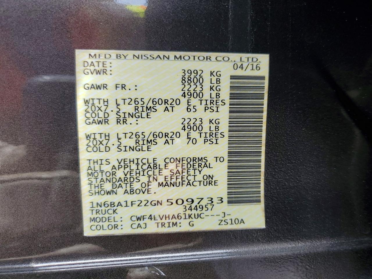 2016 NISSAN TITAN