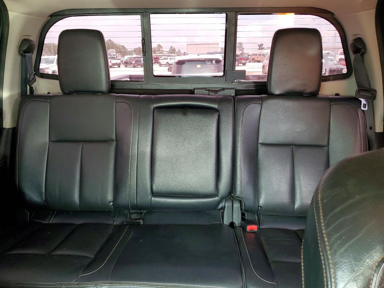 2016 NISSAN TITAN