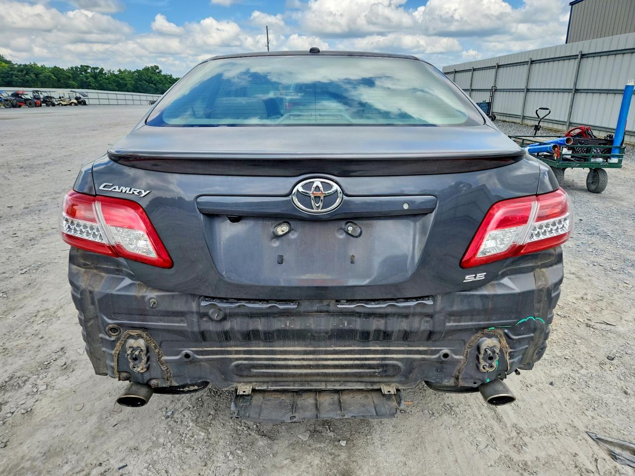 2011 TOYOTA CAMRY