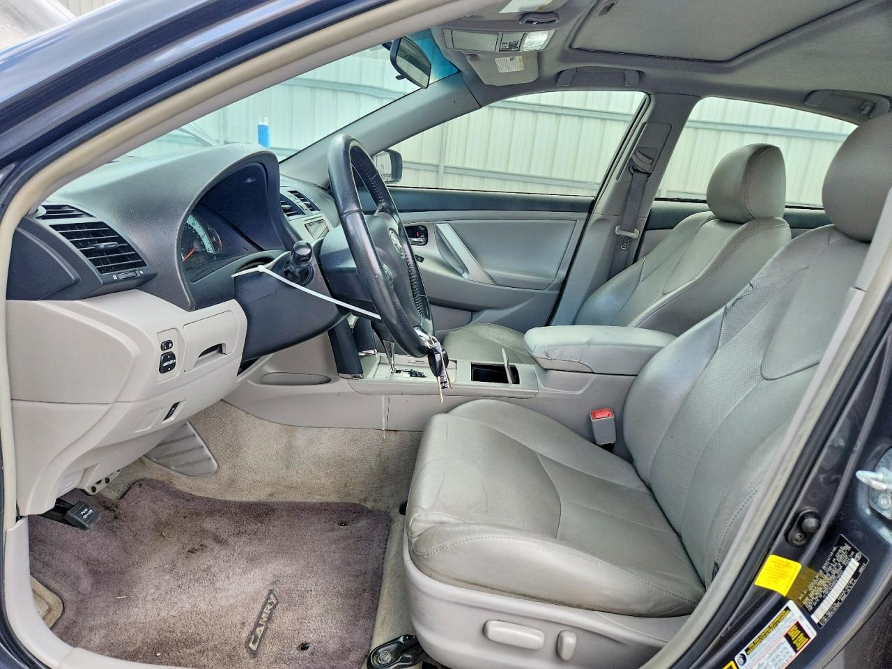 2011 TOYOTA CAMRY
