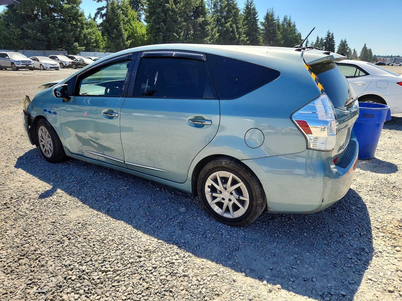 2013 TOYOTA PRIUS