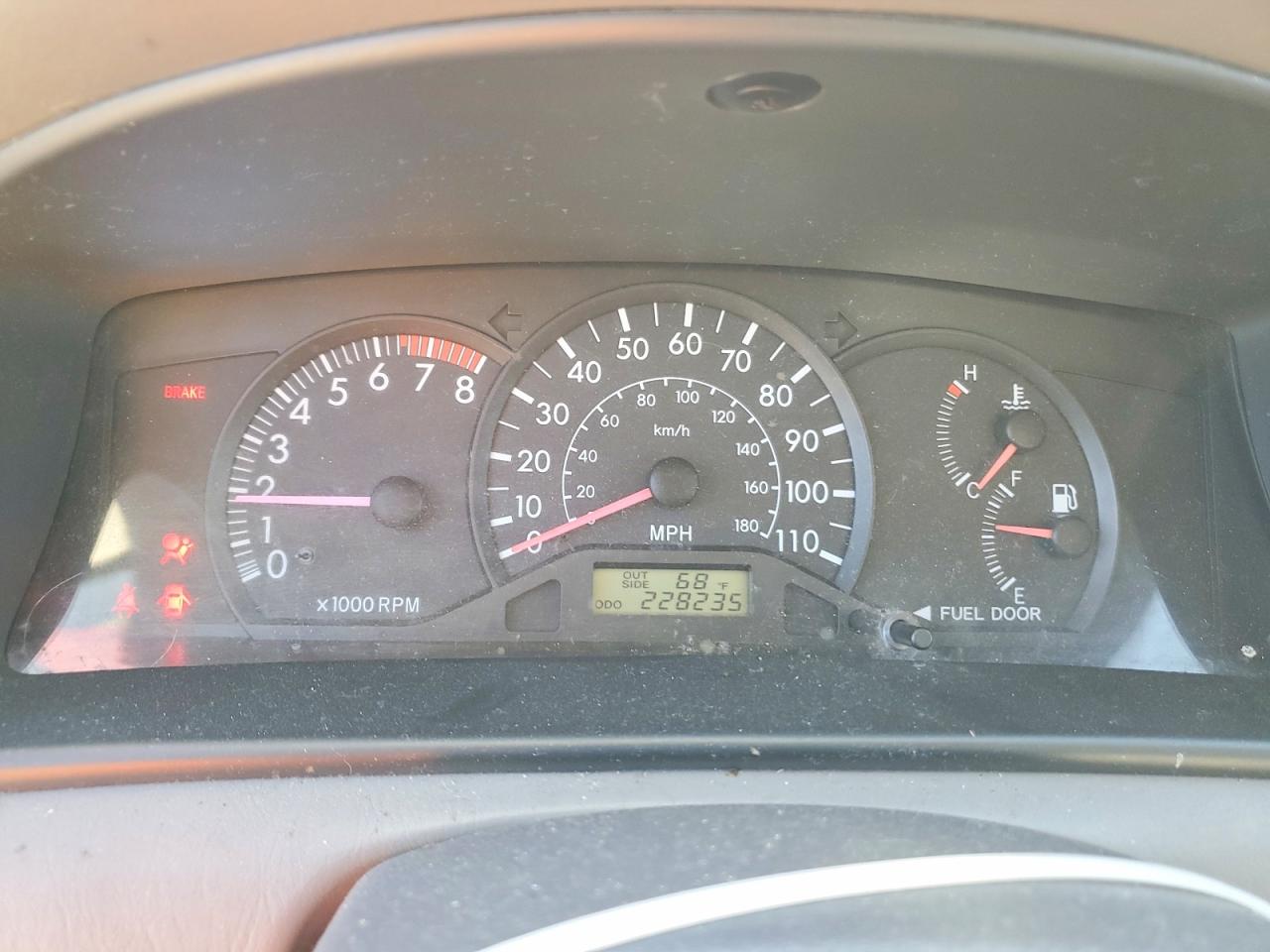 2004 TOYOTA COROLLA