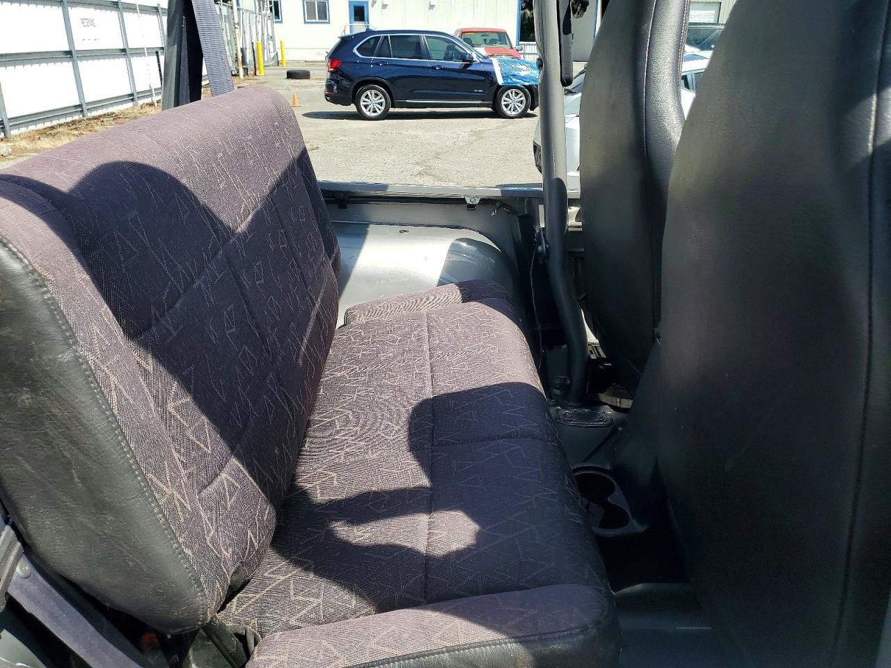 2001 JEEP WRANGLER