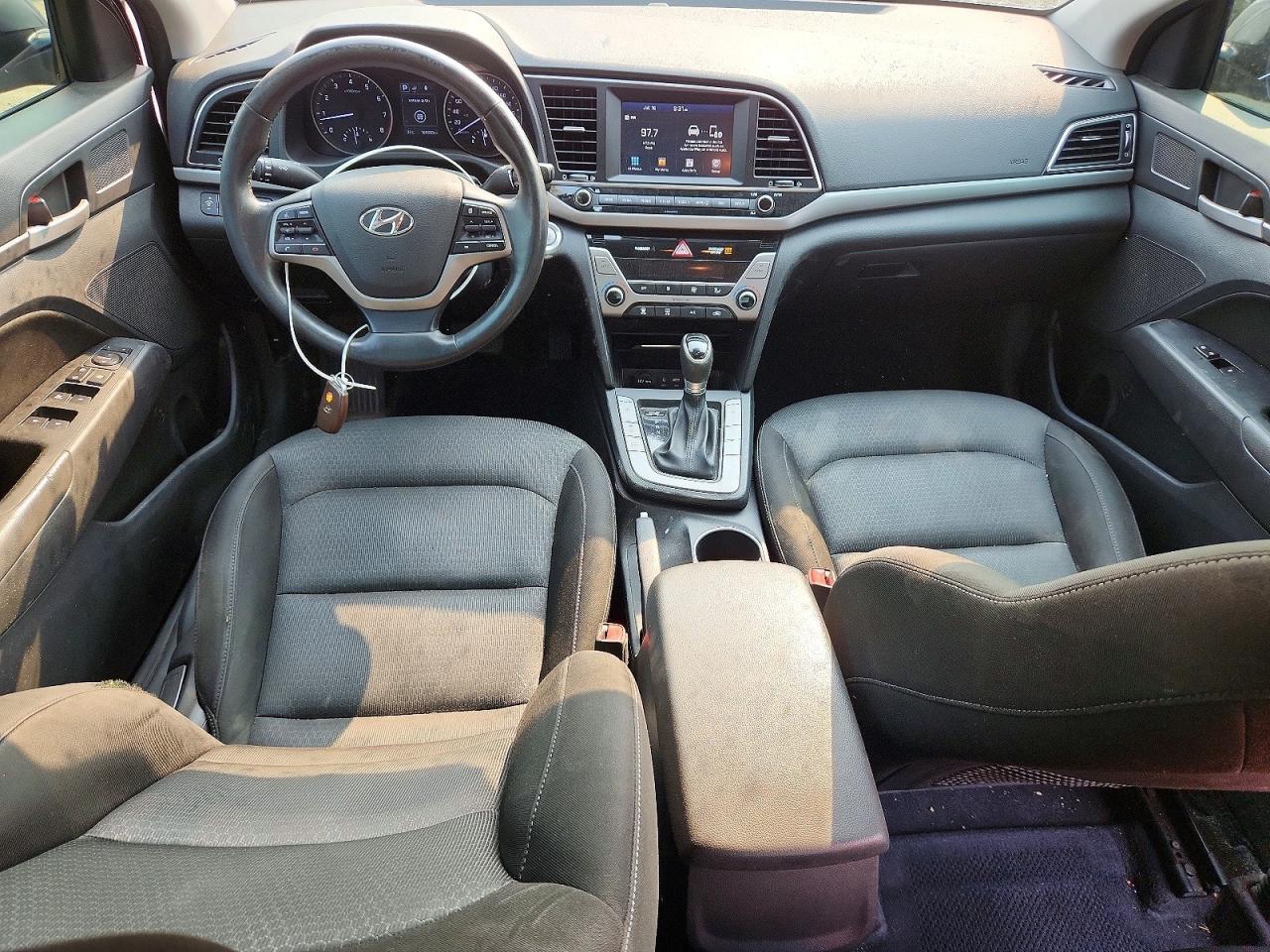 2017 HYUNDAI ELANTRA