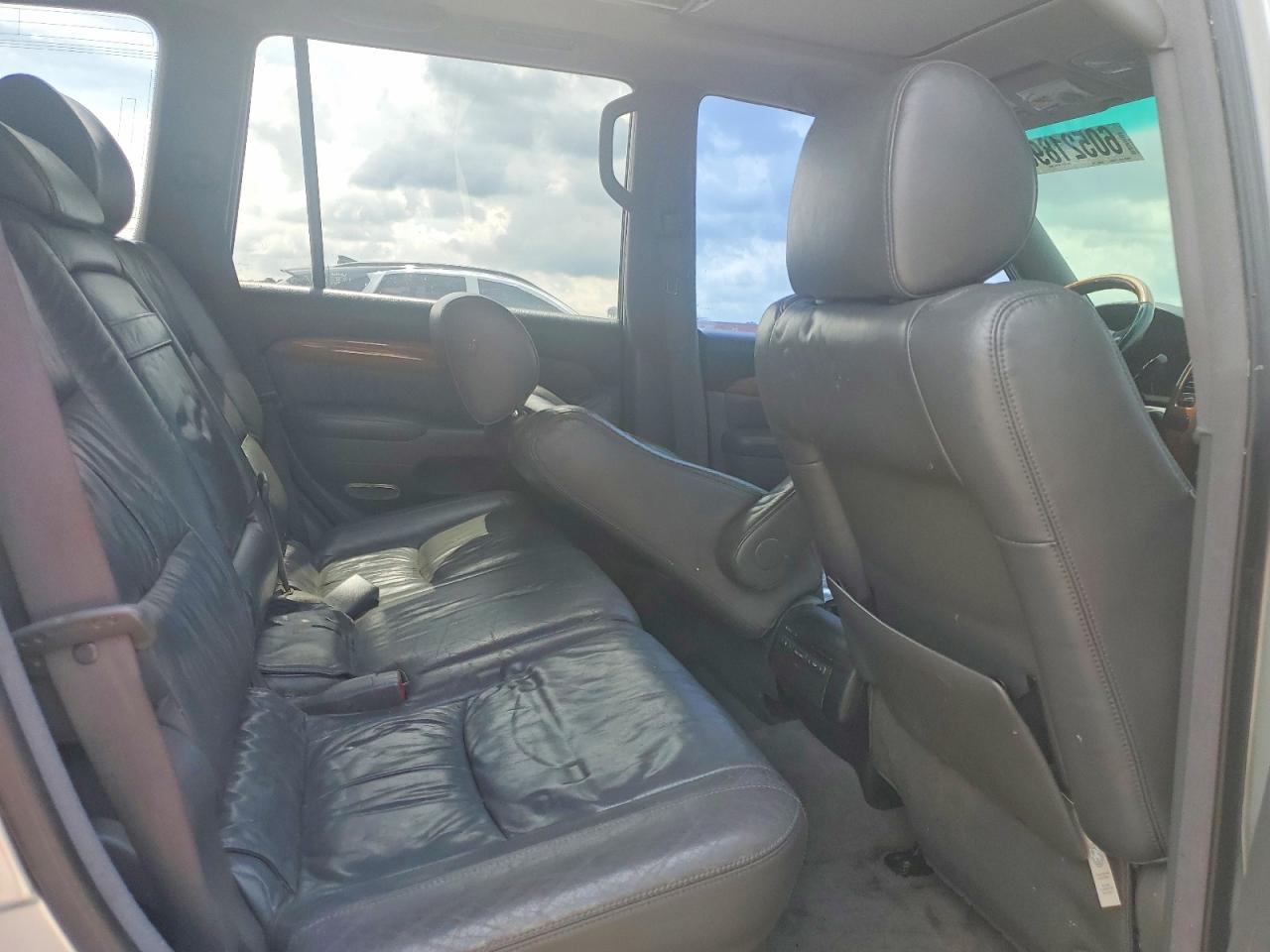 2005 LEXUS GX