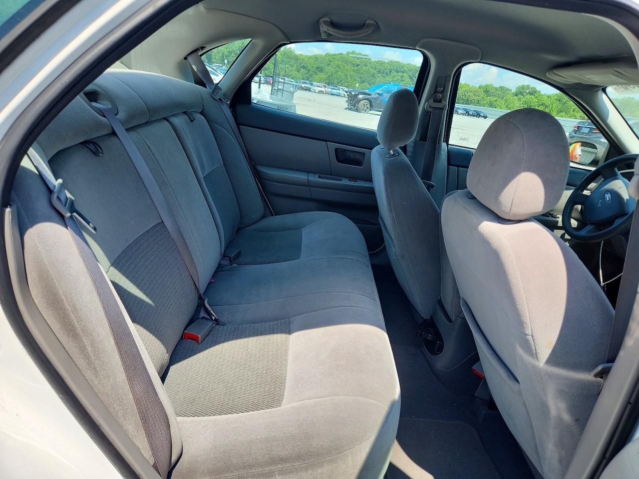 2005 FORD TAURUS