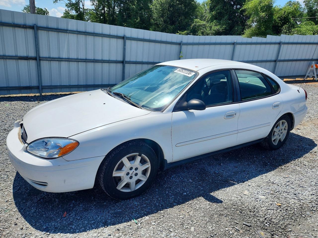 2005 FORD TAURUS