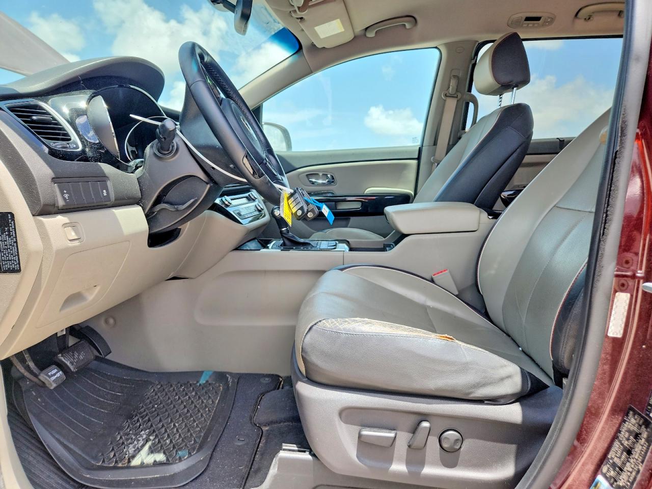 2016 KIA SEDONA