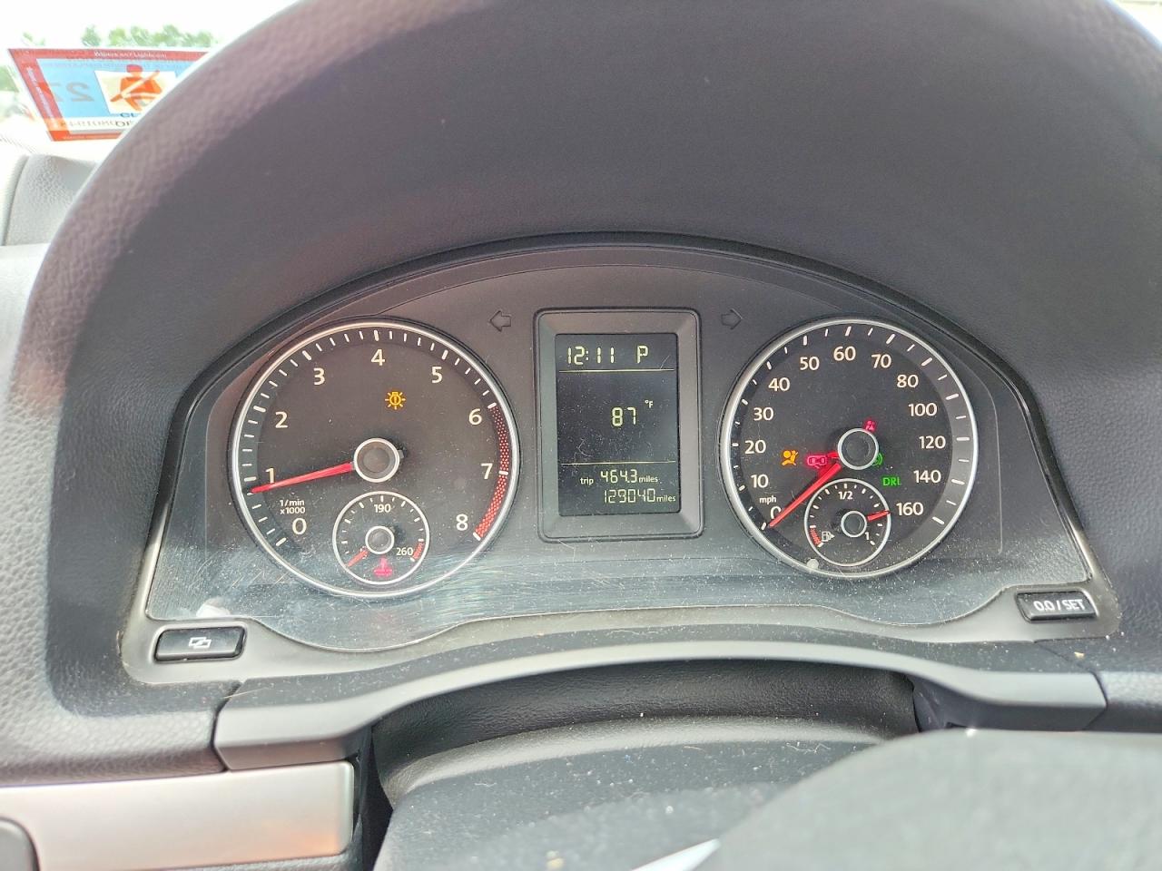 2010 VOLKSWAGEN JETTA