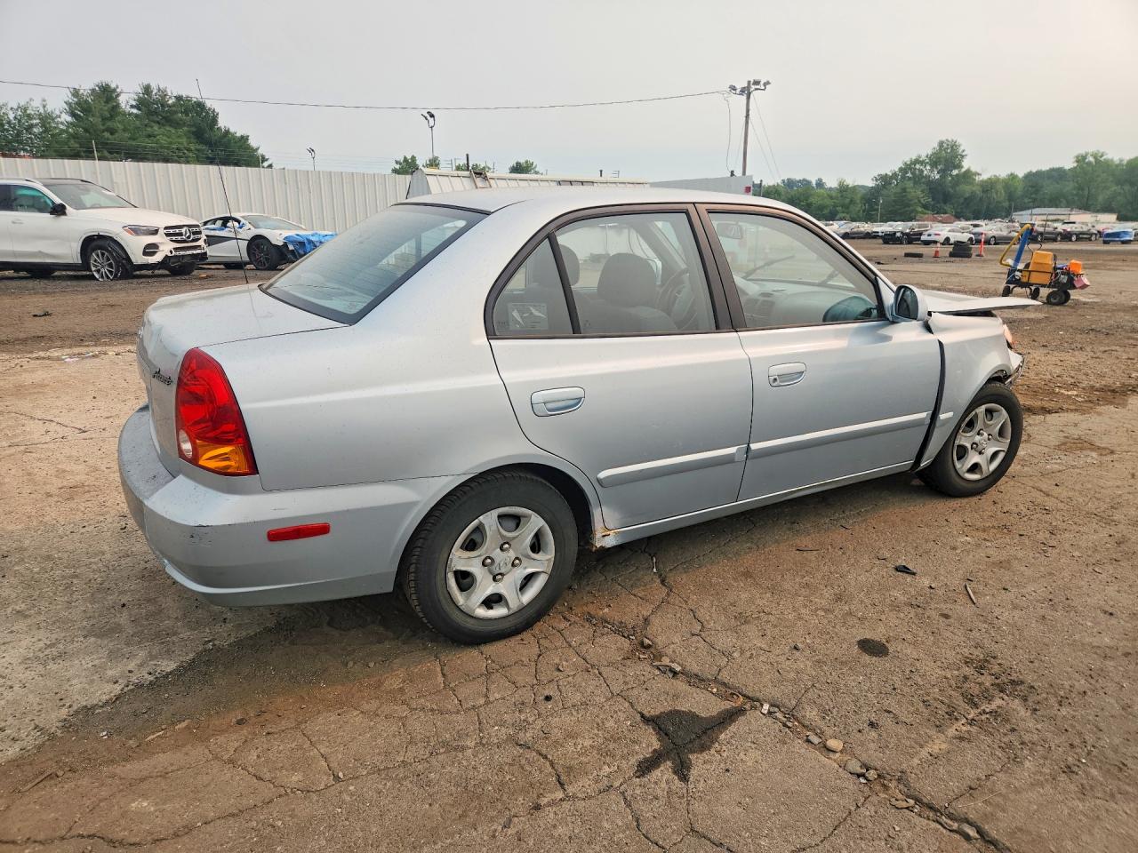2003 HYUNDAI ACCENT