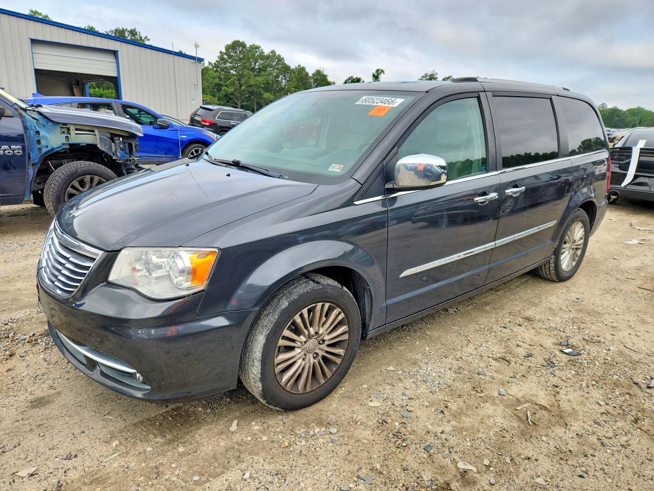 2012 CHRYSLER MINIVAN