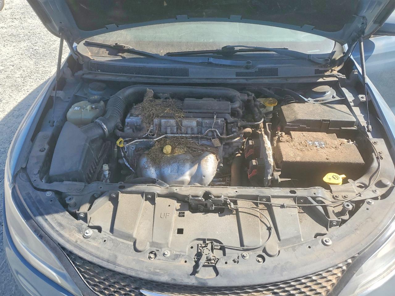 2015 CHRYSLER 200