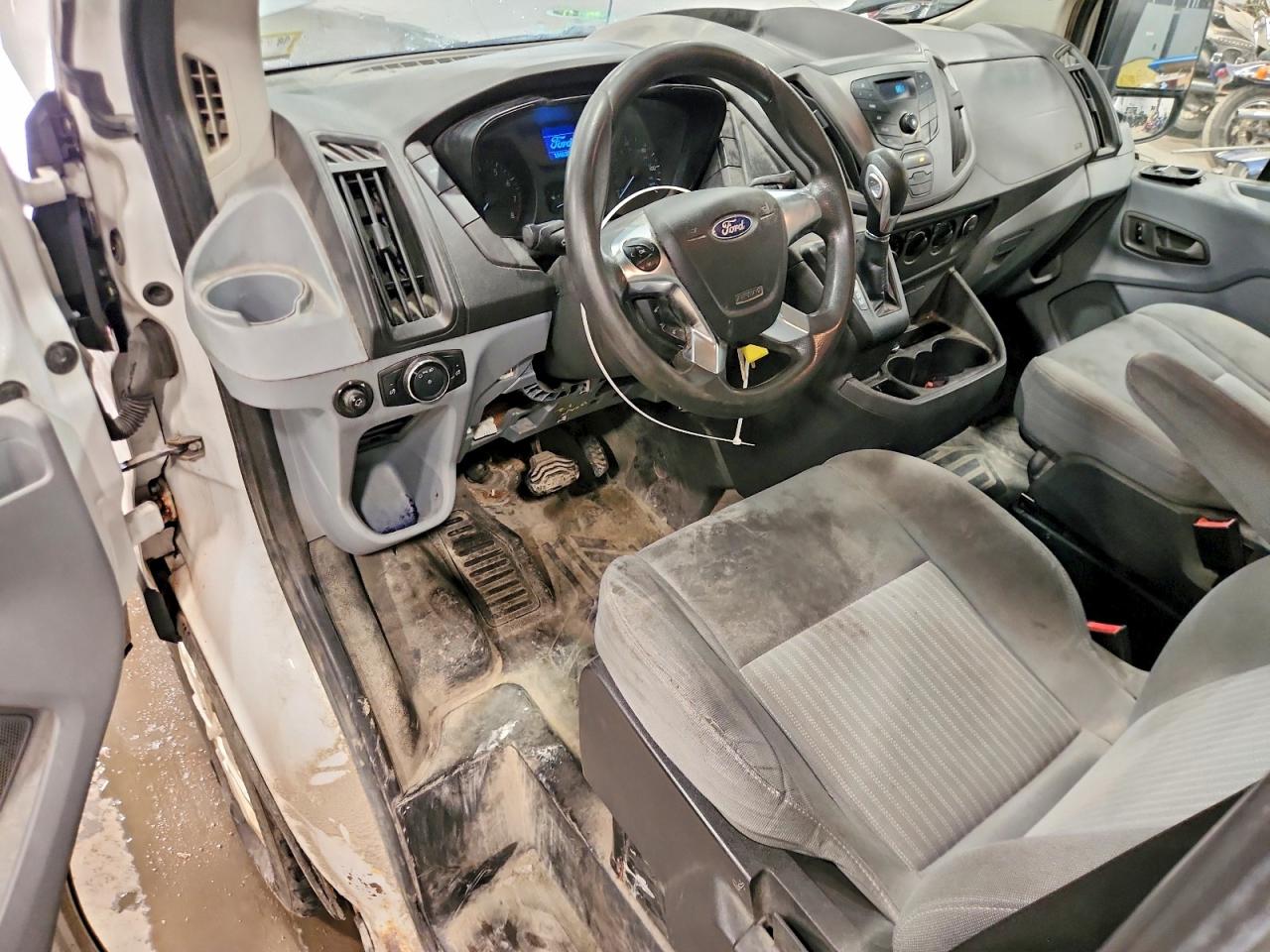 2015 FORD TRANSIT