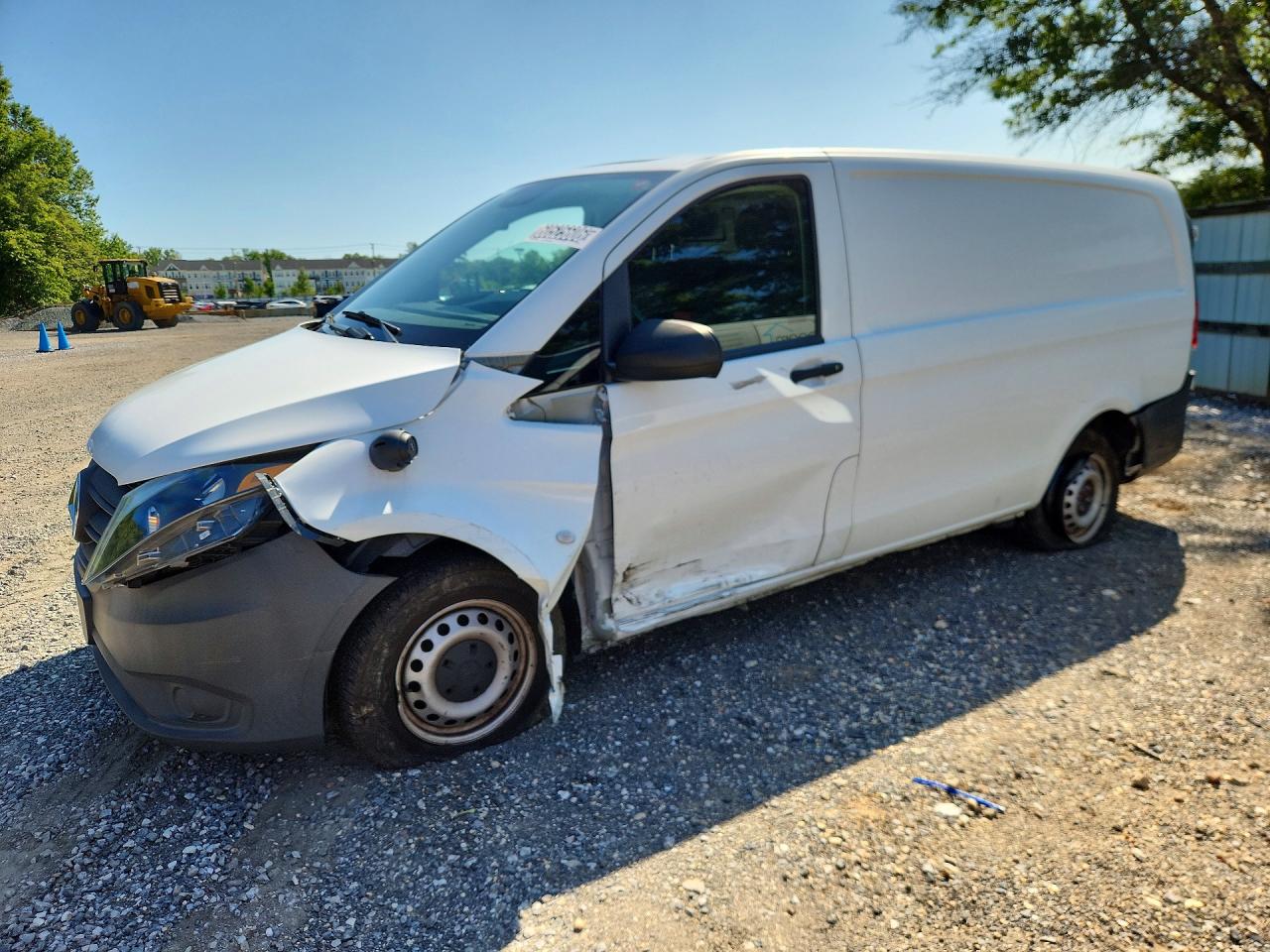 2022 MERCEDES-BENZ METRIS