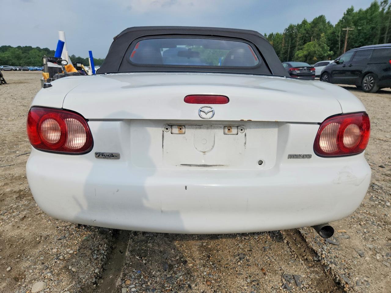 2003 MAZDA MX5
